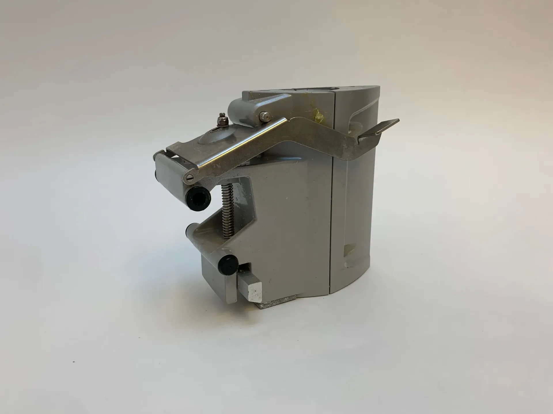 [BIM 00014] BIM S1-TBA1-00 - Gut